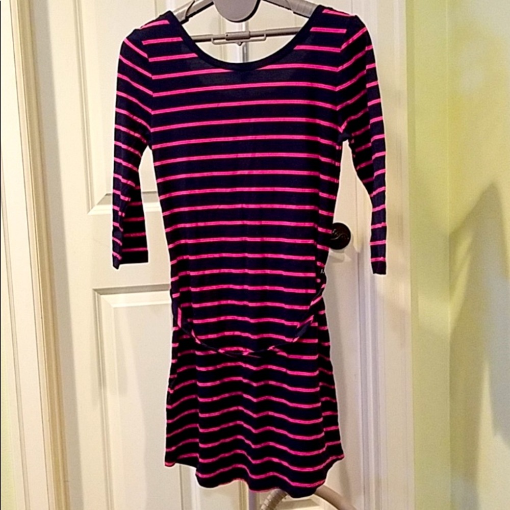 ‼️SALE‼️NWOT Banana Republic striped dress with pocket and tie at waist🎈‼️